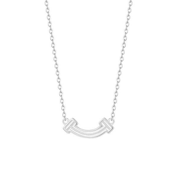 FJW S925 minimal sweet smile necklace